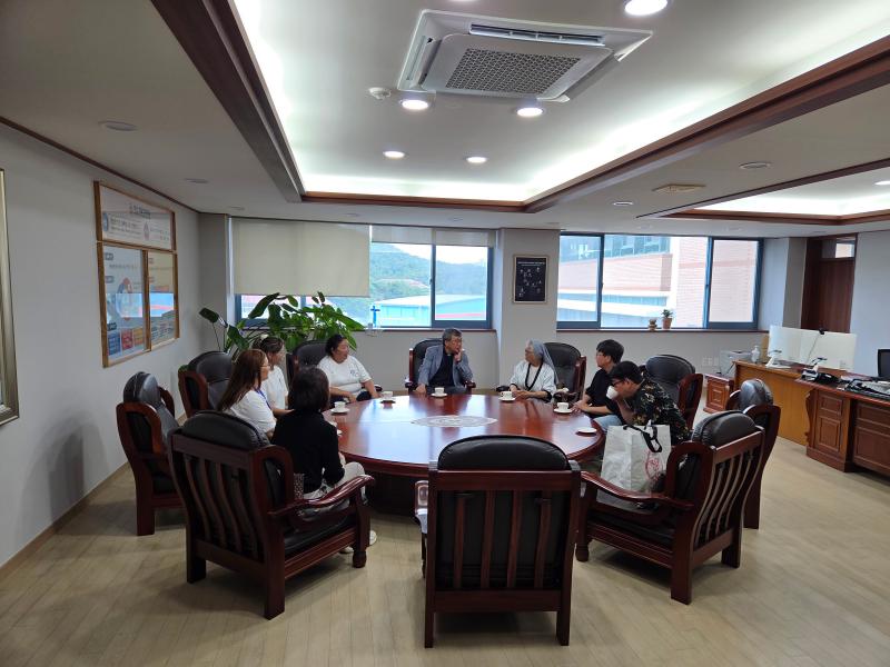 국제교류처, 몽골 노밍요스 종합학교 초청 프로그램 성료 2번째 이미지