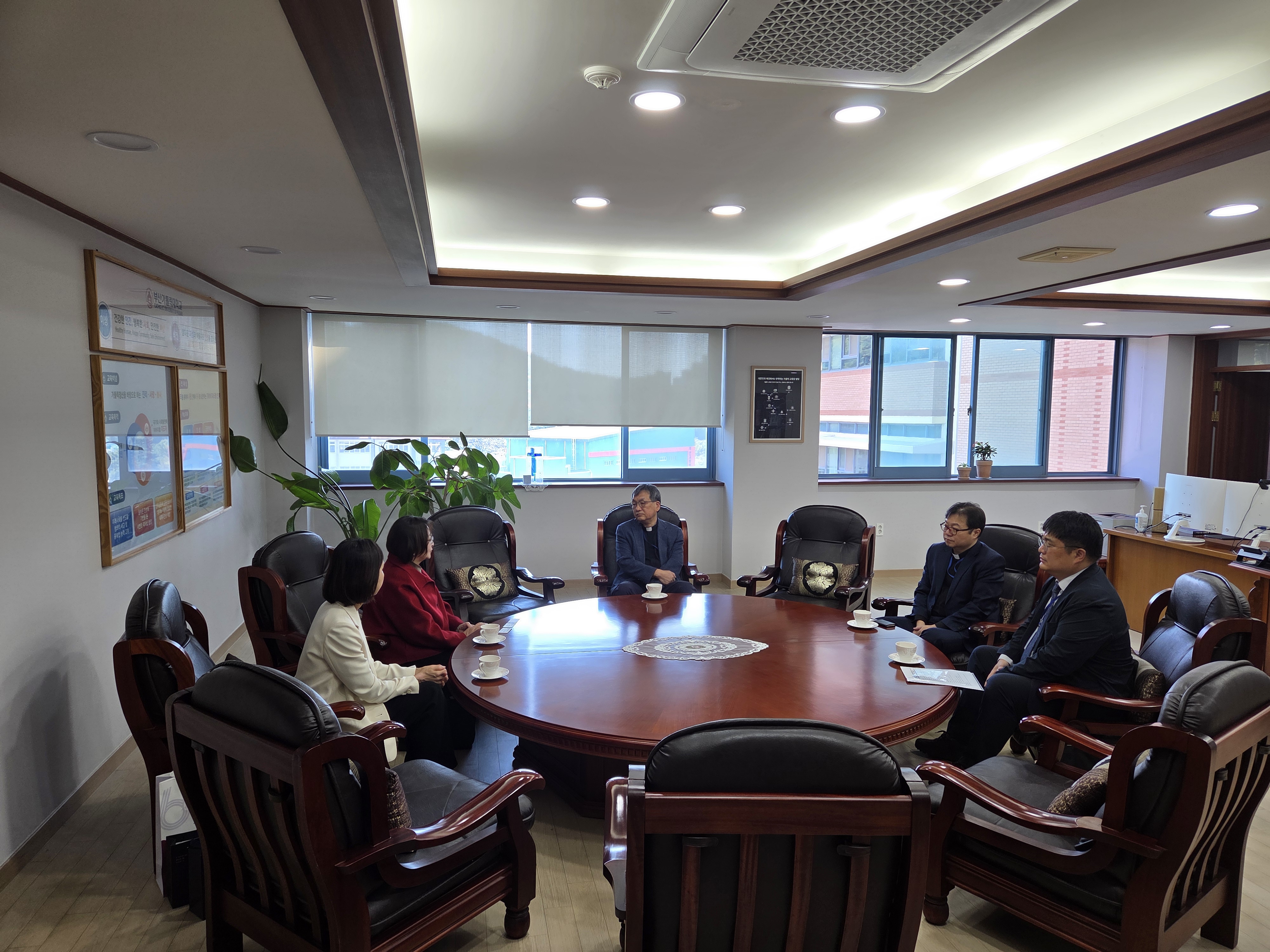 키르기스 중앙아시아 한국대학 총장, 국제협력사업 본격화를 위해 본교 방문 5번째 이미지